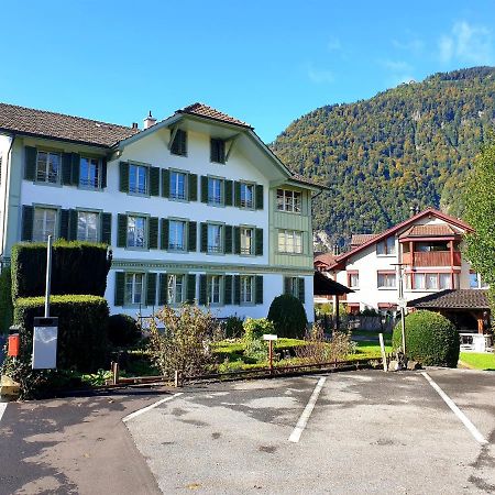 Interlaken Town House Sleeps 12 Guests Central Bagian luar foto