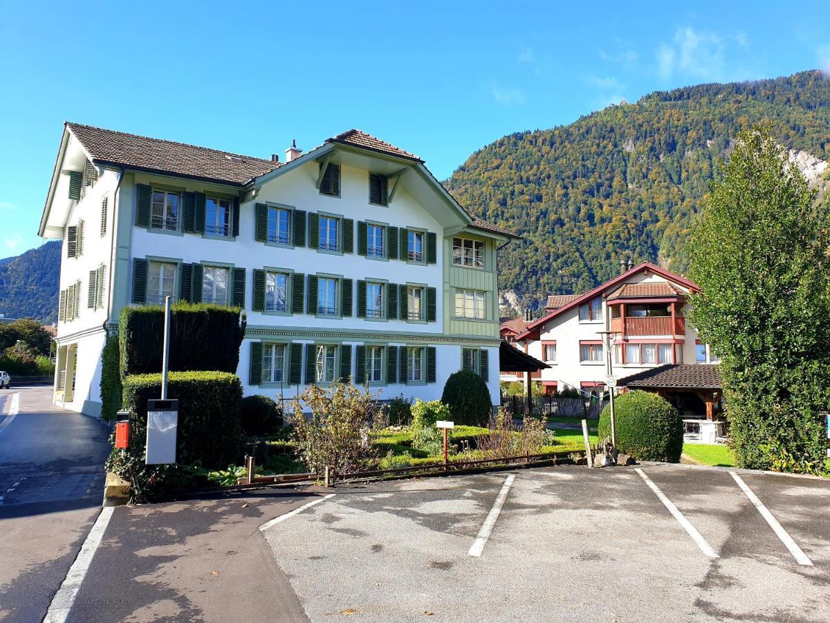 Interlaken Town House Sleeps 12 Guests Central Bagian luar foto