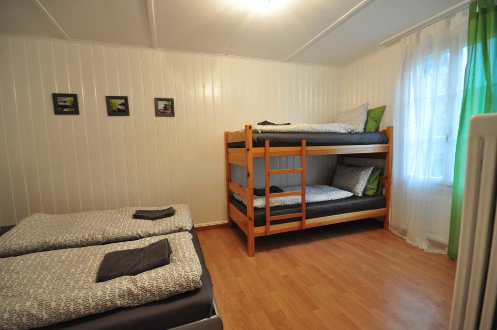 Interlaken Town House Sleeps 12 Guests Central Ruang foto