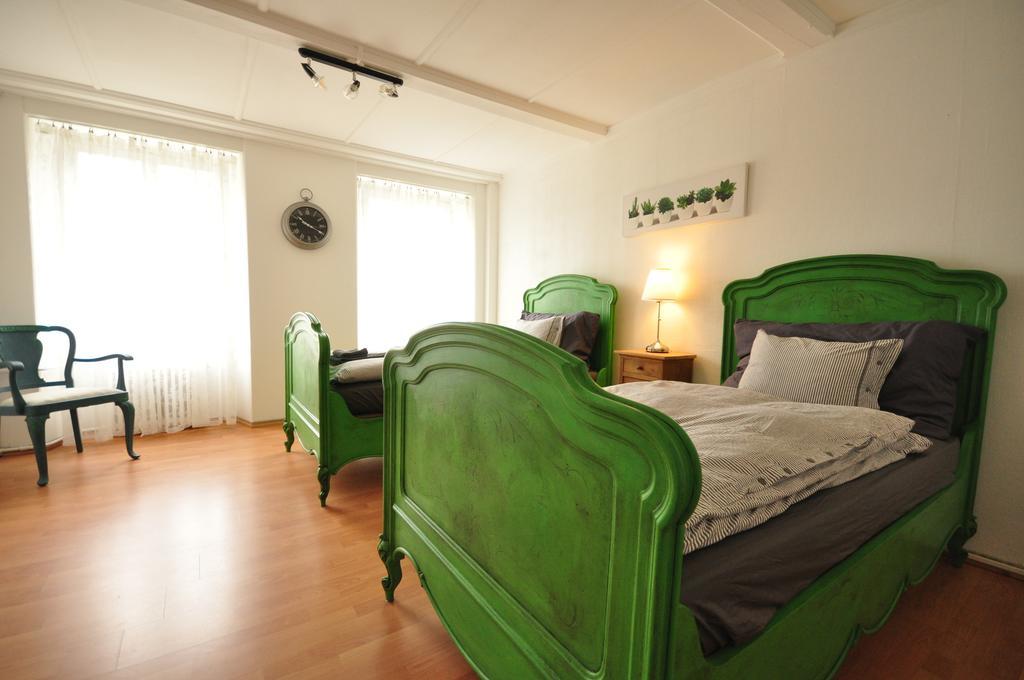 Interlaken Town House Sleeps 12 Guests Central Ruang foto